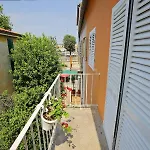 By The Sea - 14007 Pensionat 4*